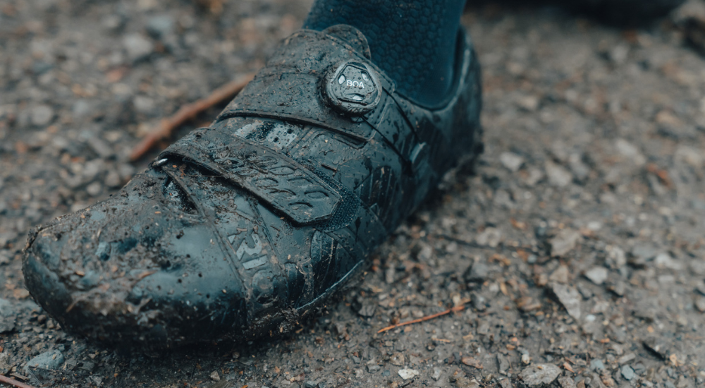 Riot MTB+ Black/Black (USA)