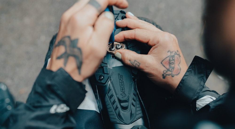 Riot MTB+ Black/Black (USA)