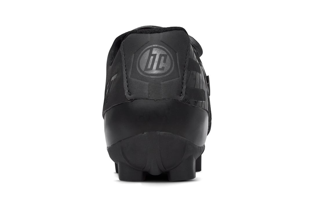 Riot MTB+ Black/Black (USA)
