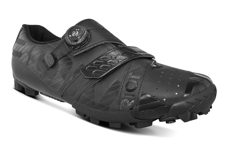 Riot MTB+ Black/Black (USA)