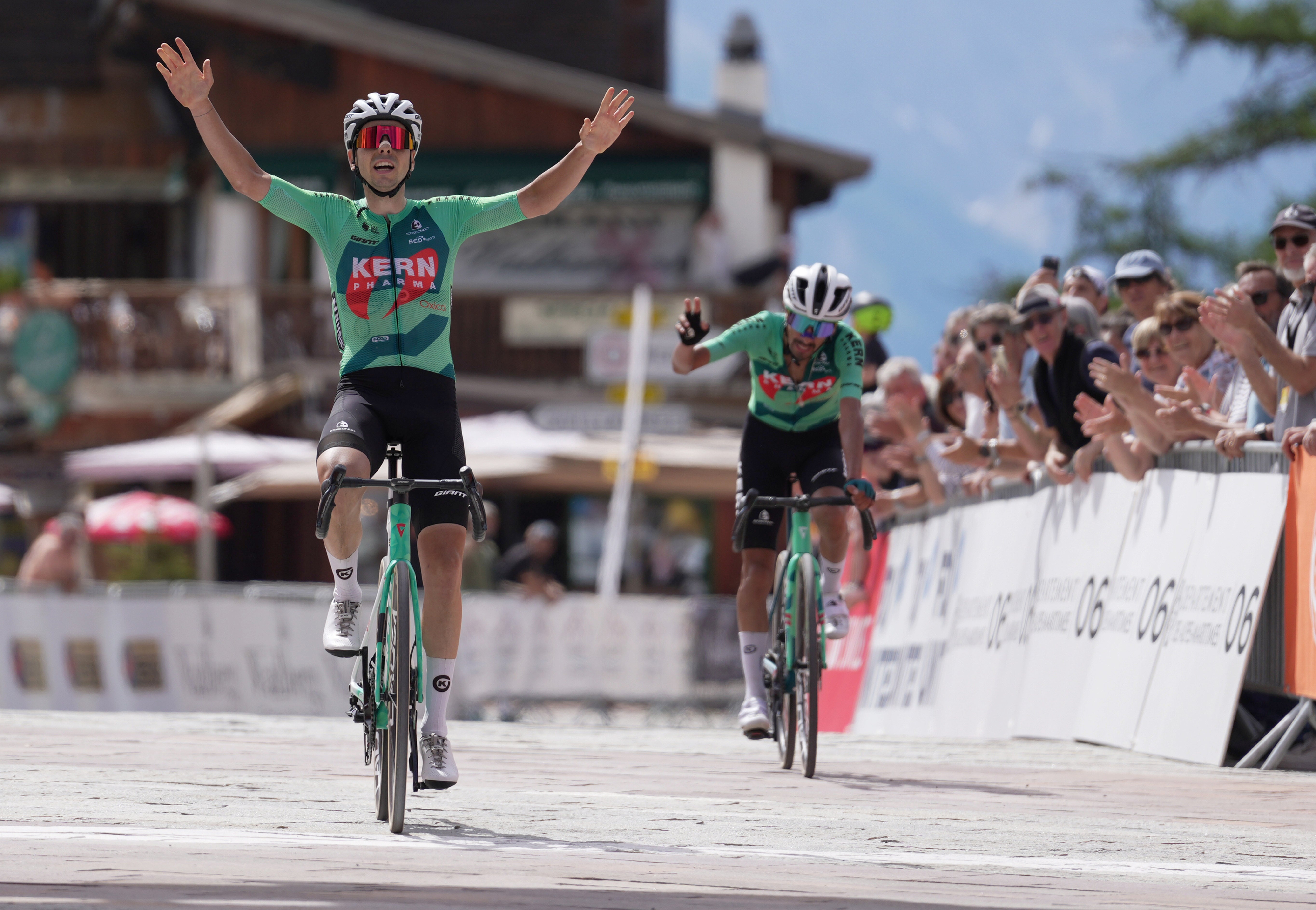 Win Custom Cycling Shoes | Bont Cycling Vuelta Competition
