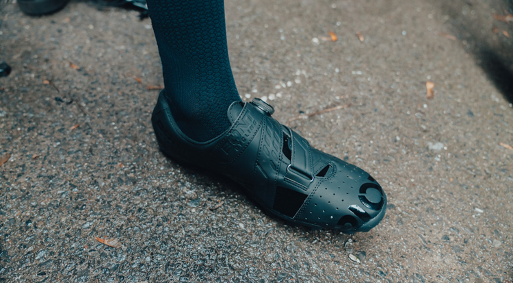 Riot MTB+ Black/Black (AUS)