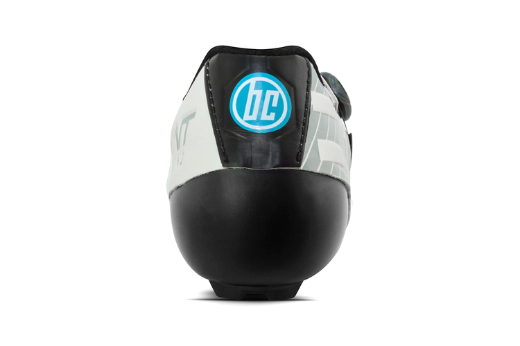 Riot+ Pearl White/Black (AUS)